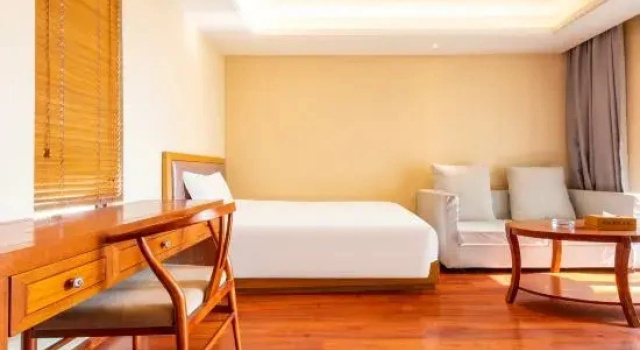 Семейный люкс с красивым видом из окна Jiamu  Villa  in  Fuxian  Lake