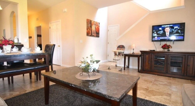 Amazing Townhome! Regal Palms - 745LAM