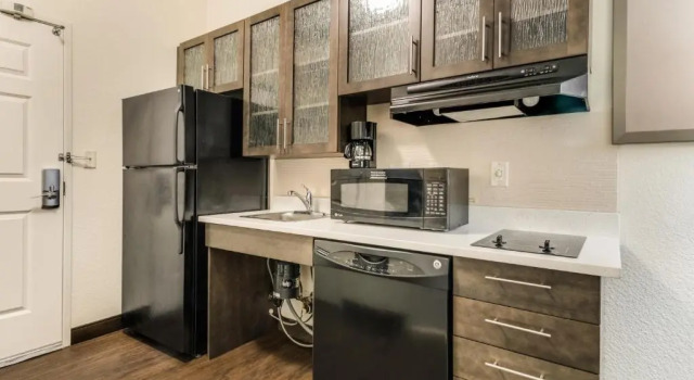 Двухместный люкс Candlewood Suites Portland Airport by IHG