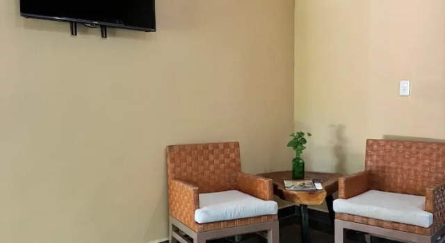 Семейный номер Standard Hotel Tunich Naj & Hostal