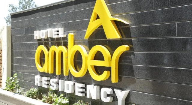 Hotel Amber Residency, Varaa Hotelli Hotellit Punjab pysäköinnillä, Pysäköinti