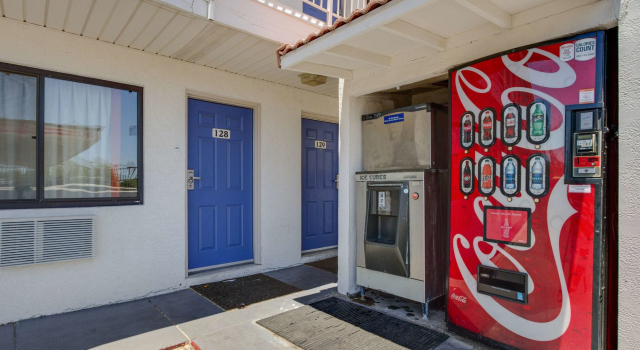 Motel 6-Tempe, AZ - Broadway - ASU, Prenota Motel Tempe 