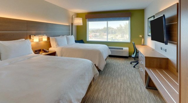 Двухместный номер Standard Holiday Inn Express & Suites - Roanoke - Civic Center