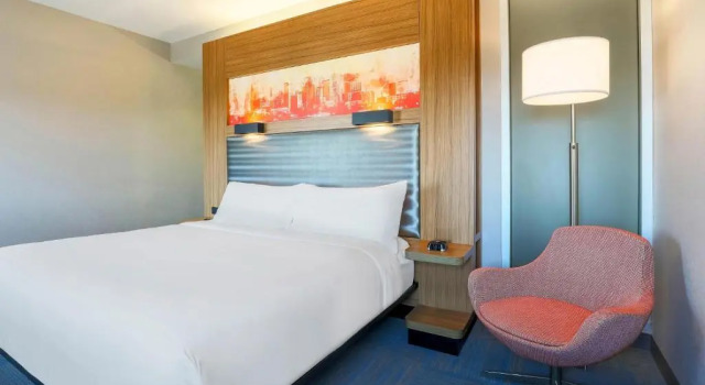 Номер Standard Aloft by Marriott Phoenix-Airport