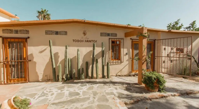 Cien Palmas- Authentic Mexican Casita 1 -Downtown, Забронировать Отель Отели Южной Нижней Калифорнии с парковкой, Парковка