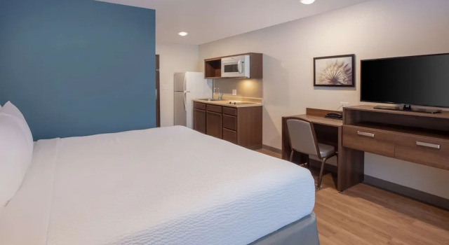 Двухместная студия Standard Wood Spring Suites Washington DC East Arena Drive
