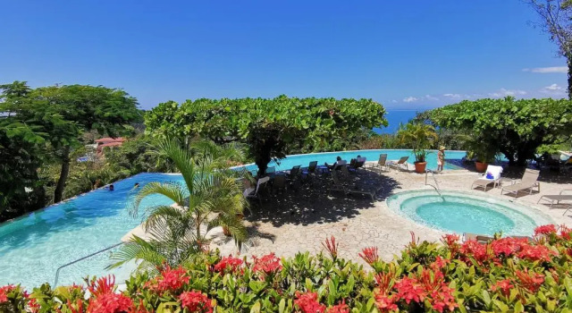 Номер Standard с красивым видом из окна Hotel La Mariposa