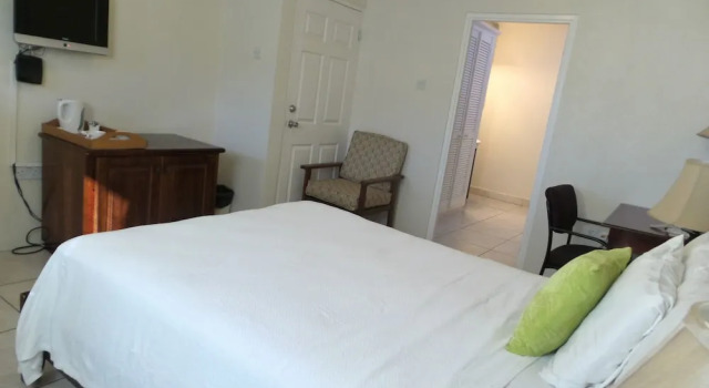 Двухместный номер Standard с красивым видом из окна Grooms Beach Villa & Resort