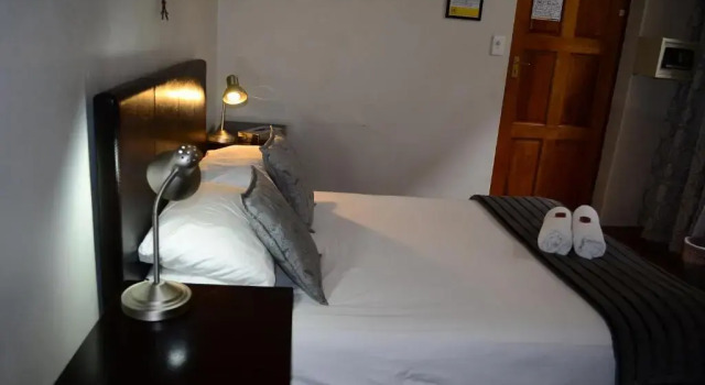 Двухместный номер Standard A Sunflower Stop Backpackers