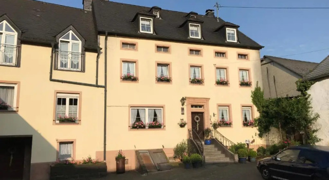 4 Kreuzstraße Laaschhof, Boek Appartement Nusbaum Rijnland-Palts