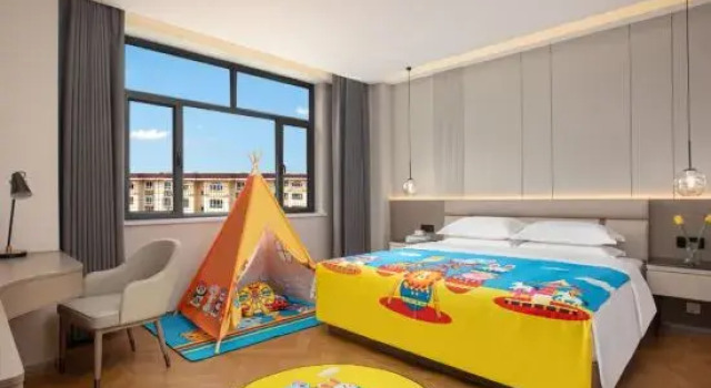 Люкс Deluxe Ramada by Wyndham Urumqi MiDong