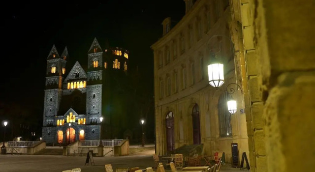 Апартаменты Duplex de charme au coeur historique de Metz