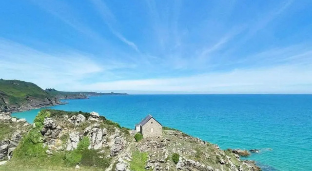 Коттедж Ti An Aël - Maison à 4 kms de la mer et du bourg avec SPA