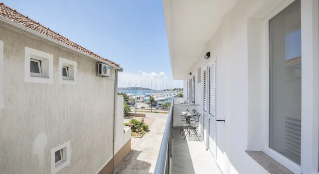 Апартаменты с балконом Apartments and Rooms Mare