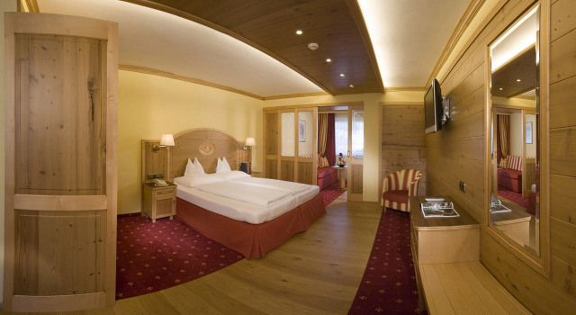 Полулюкс с балконом Hotel Neue Post - 4 Sterne Superior