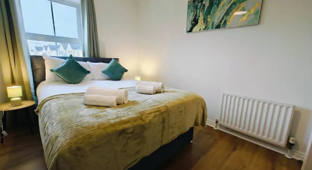 Коттедж 4BR Modern Ormeau House