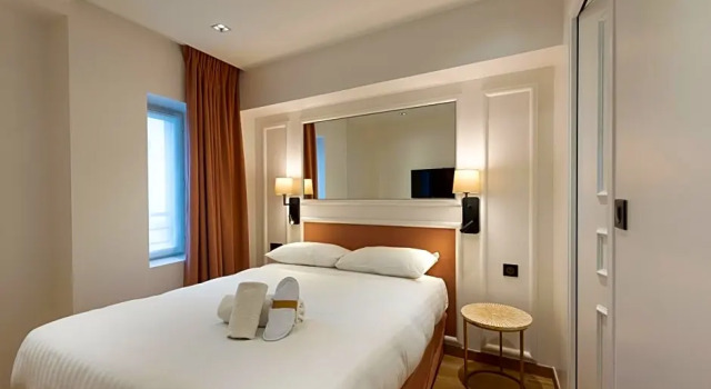 Номер Standard с видом на внутренний двор HOTEL AU COEUR DE REPUBLIQUE