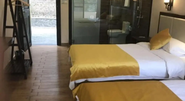 Двухместный номер Deluxe Floral Hotel Qing Lan Ju Dragon Valley