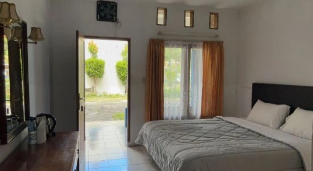 Sanggam Aek Sere, Buchen Sie Hotel Parapat Sumatra