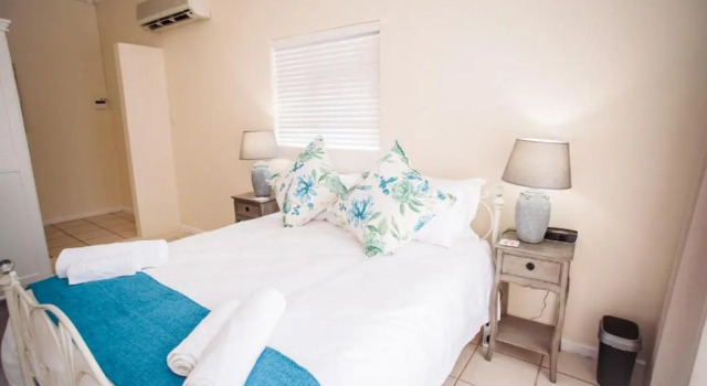 Апартаменты Olivers Bed and Breakfast