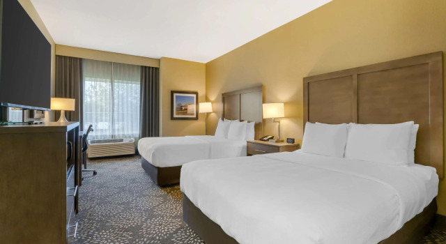 Четырёхместный номер Standard Best Western Columbia River Waterfront Hotel Astoria