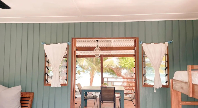 Семейный номер Standard с красивым видом из окна Turtle Bay Lodge