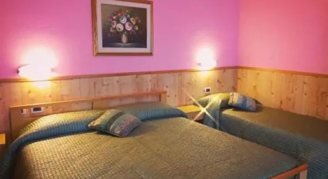 Hotel Azzurra, Book Hotel Salsomaggiore Terme 