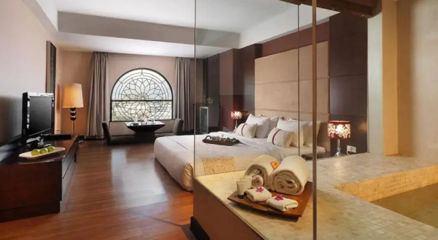 Номер Standard Grand City Hall Hotel & Serviced Residences