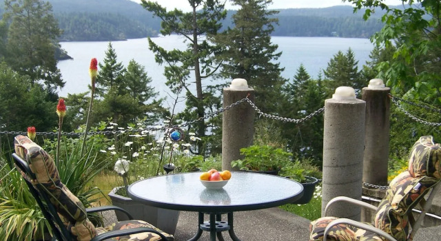 Люкс Deluxe Moonlit Cove B&B