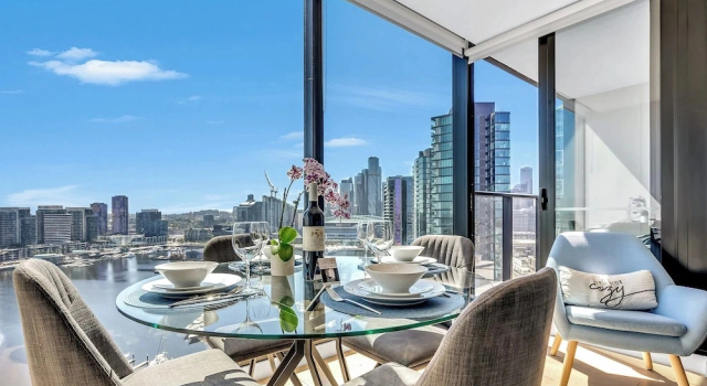 Номер Executive с 2 комнатами с балконом Melbourne Lifestyle Apartments - Best Views on Collins
