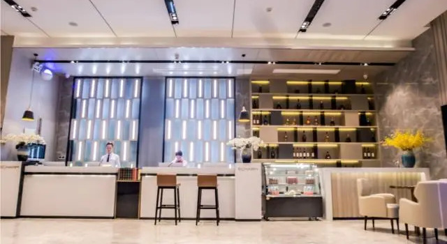 Echarm Hotel Wuchang Railway Station Square, Varaa Hotelli Wuchang 
