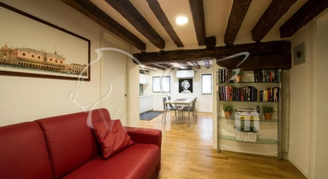 The Lion's House APT5, Забронировать Апартаменты/квартира Апартаменты Венеции, рядом с Консульство Франции в Венеции, Апартаменты/квартира