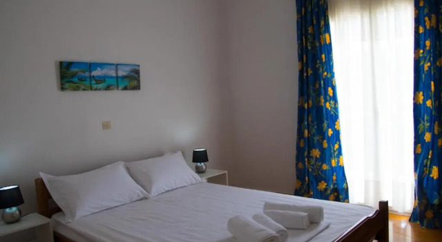 Nikolaos Residence, Rezervovat Hotel Kiato 