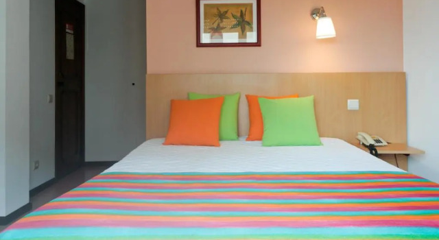 Hotel Santiago Vagos