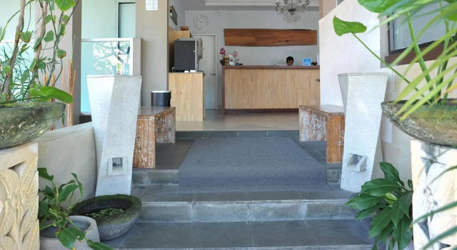 Airy Legian Batu Pageh Gang Melan Kuta Bali