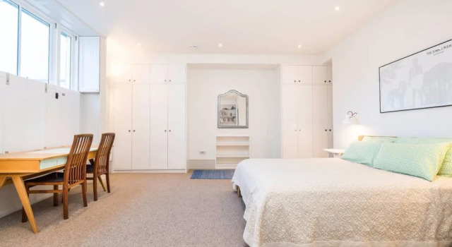 1 Bedroom Flat in Islington Accommodates 4, Забронировать Отель Отели Лондона 3 звезды, рядом с Театр Almeida, 3*