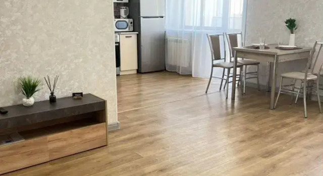 Cozy apartment on 96 Pionerskaya Street, Rezervovat Apartmán Hotely v Amurská s parkováním, Parkování
