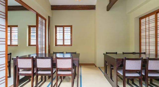 Lijiang Moreline Lodge, Забронировать Отель Лицзян Юньнань, рядом с Улица Сквер-стрит Древнего города Даянь