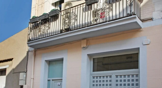 Pink House, Забронировать Отель Отели Барселоны 3 звезды, рядом с Спортивно-концертный комплекс Palau Sant Jordi, 3*