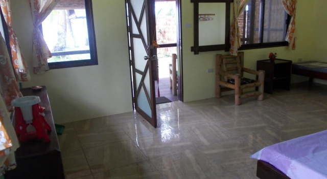 Eddie`s Beach Resort Siargao