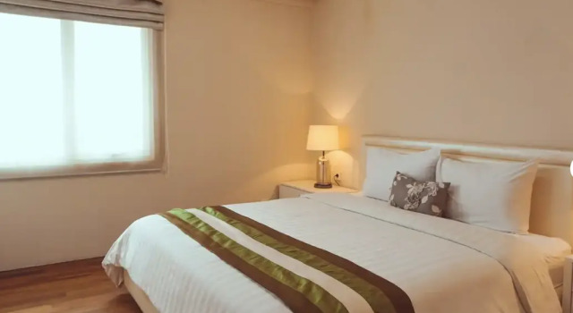 Люкс Executive Grand Whiz Poins Simatupang Jakarta