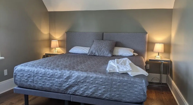 Stratford Suites - 66 Daly Ave