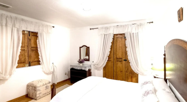Villa With 3 Bedrooms in Lamego, With Wonderful Mountain View, Private, Rezerwuj Willa Domki letniskowe w Lamego, Domek