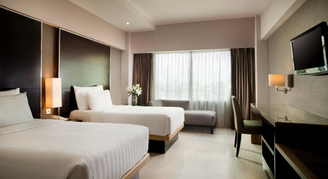 Двухместный номер Deluxe Hotel Santika Premiere Slipi Jakarta