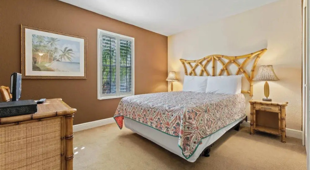 4 BDR in Regal Palms Resort!