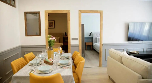 Central Boutique Apartments, Varaa Huoneisto Sighişoara 