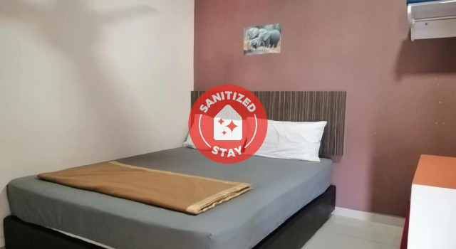 Люкс OYO 89985 Js Hotel