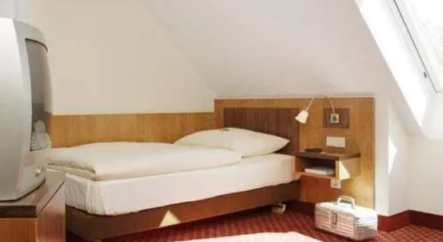 Hotel Landgasthof Gschwendtner, Prenota Hotel Allershausen Alta Baviera