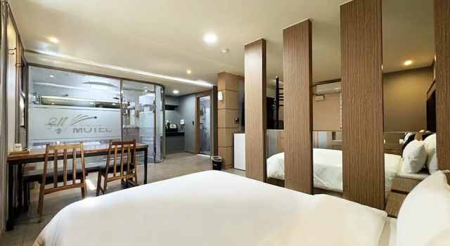 Семейный номер Standard Mokpo Well hotel