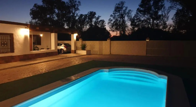 Коттедж BAMBÚ · Casa rural en Vejer con piscina privada